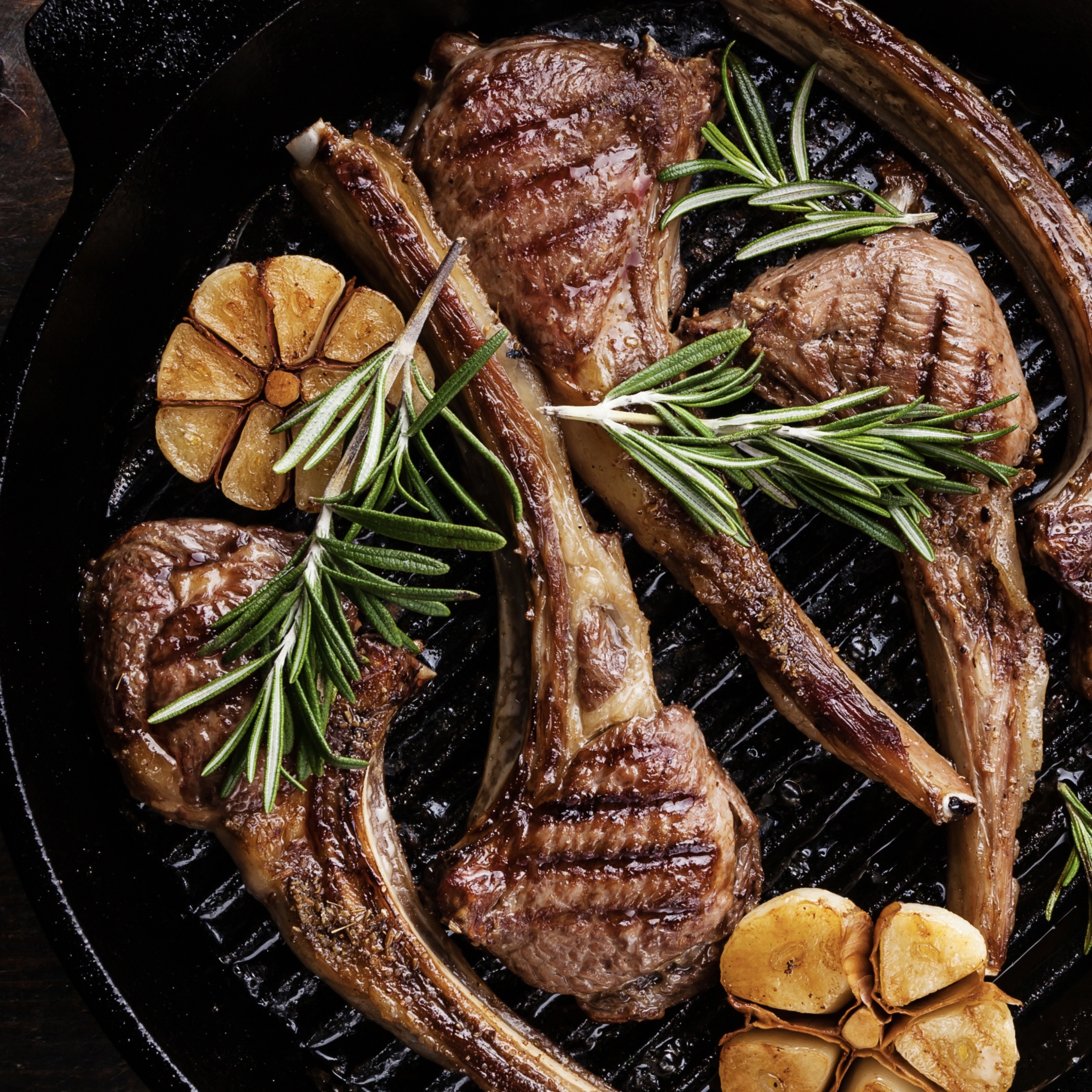 Rosemary Garlic Grilled Lamb Chops